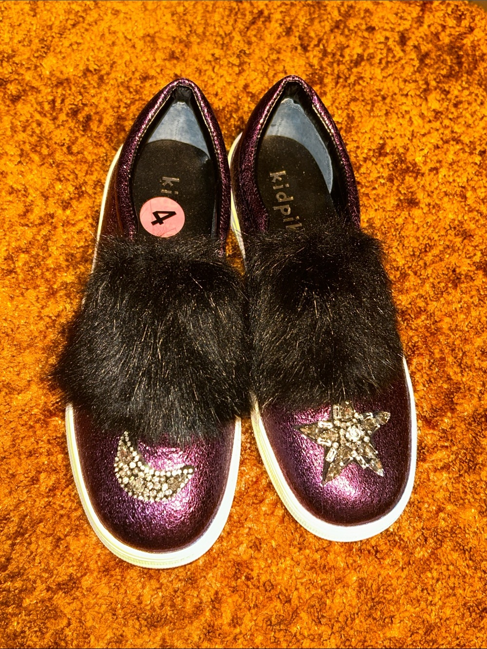 Kidpik Metallic Purple Slip-On Sneakers with Faux Fur and Crystal Accents